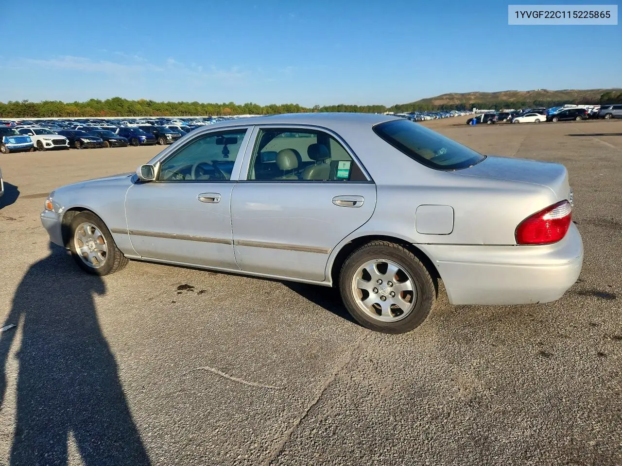 2001 MAZDA 626 VIN 1YVGF22C115225865 — фото 2