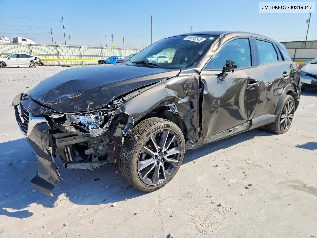 MAZDA CX-3 2018, VIN JM1DKFC77J0319047