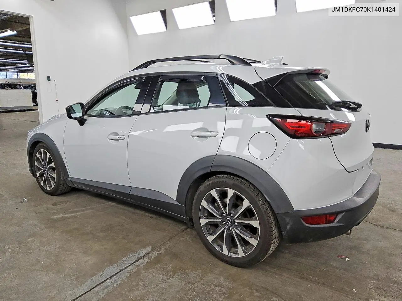 2019 MAZDA CX-3 VIN JM1DKFC70K1401424 — фото 2