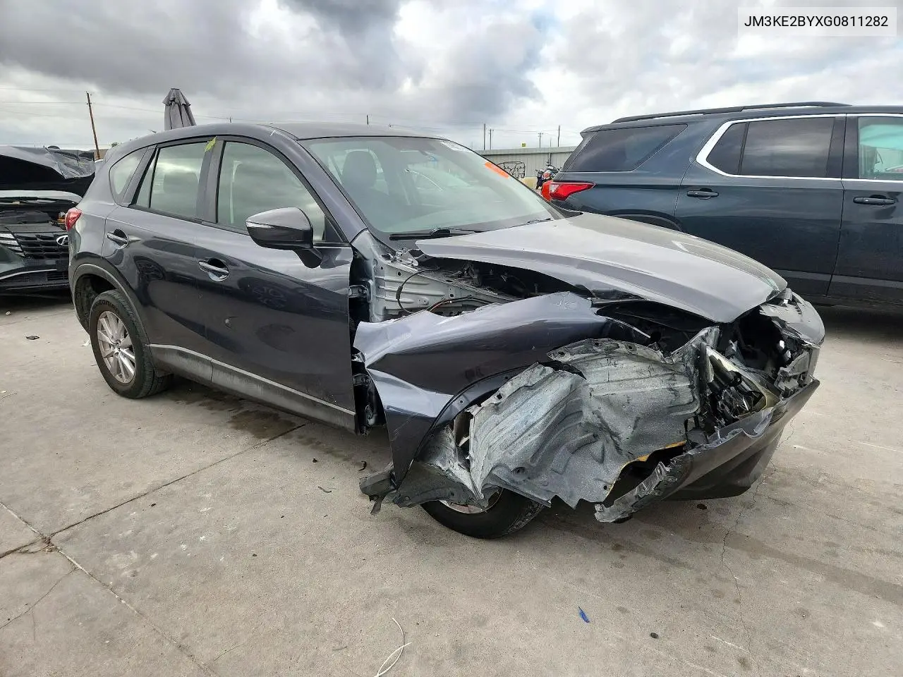 2016 MAZDA CX-5 VIN JM3KE2BYXG0811282 — фото 4