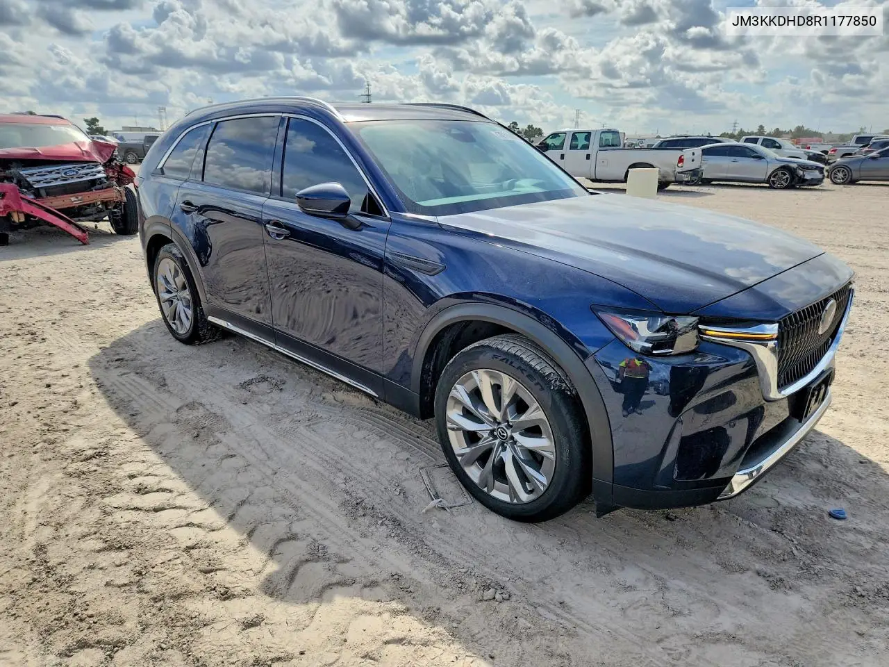2024 MAZDA CX-90 VIN JM3KKDHD8R1177850 — фото 4