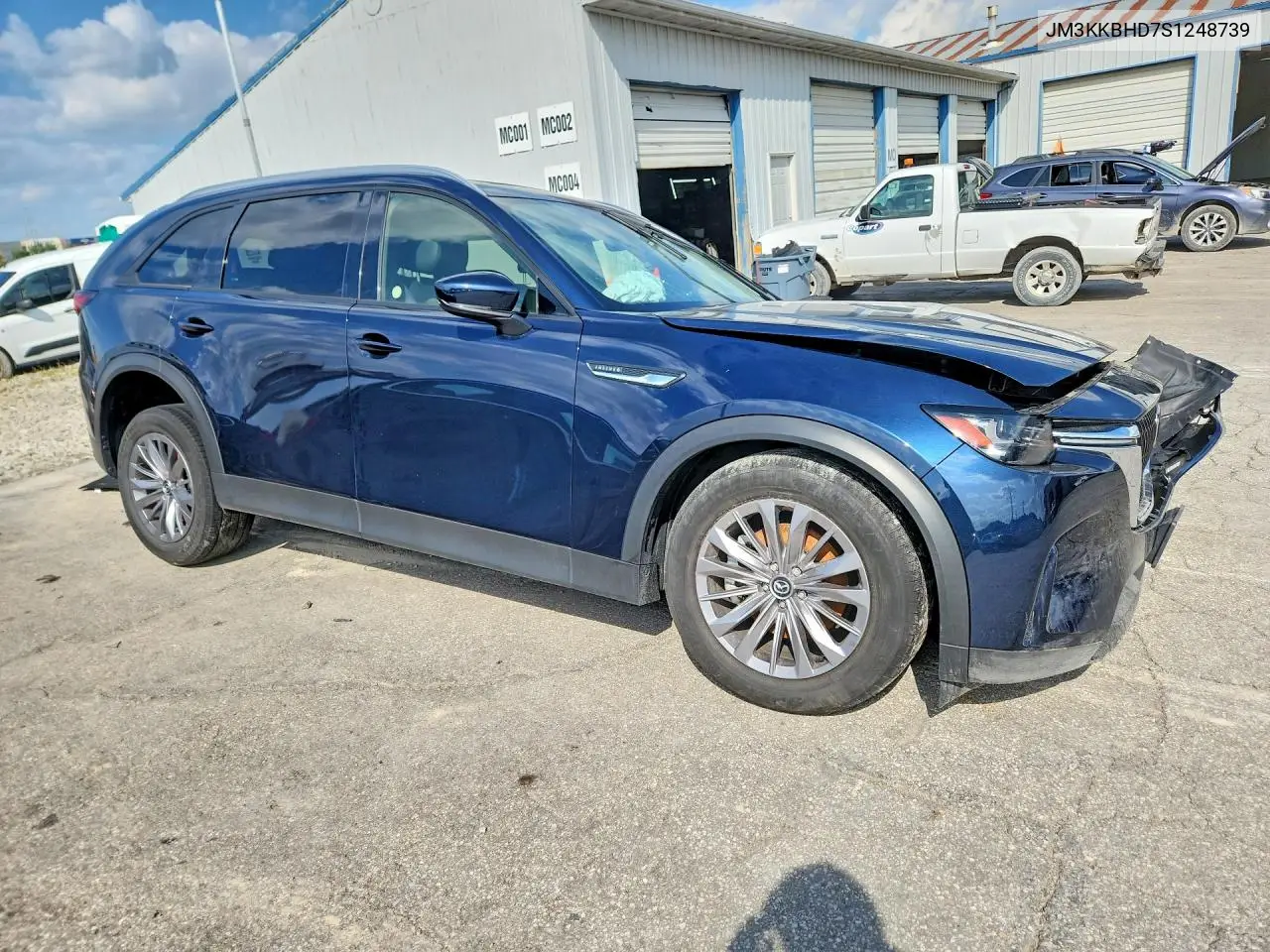 2025 MAZDA CX-90 VIN JM3KKBHD7S1248739 — фото 4