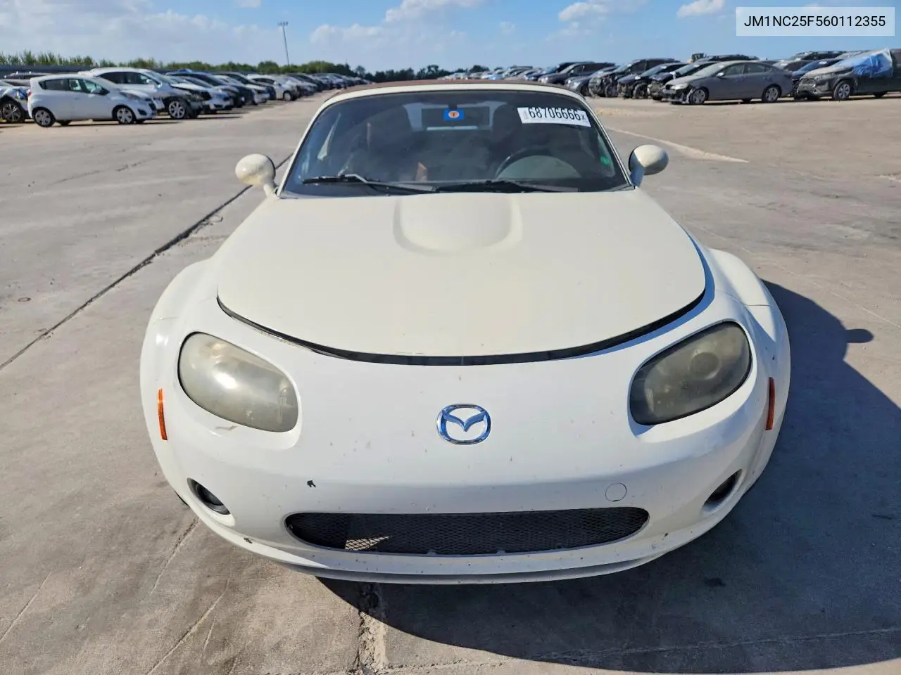 2006 MAZDA MX-5 VIN JM1NC25F560112355 — фото 5