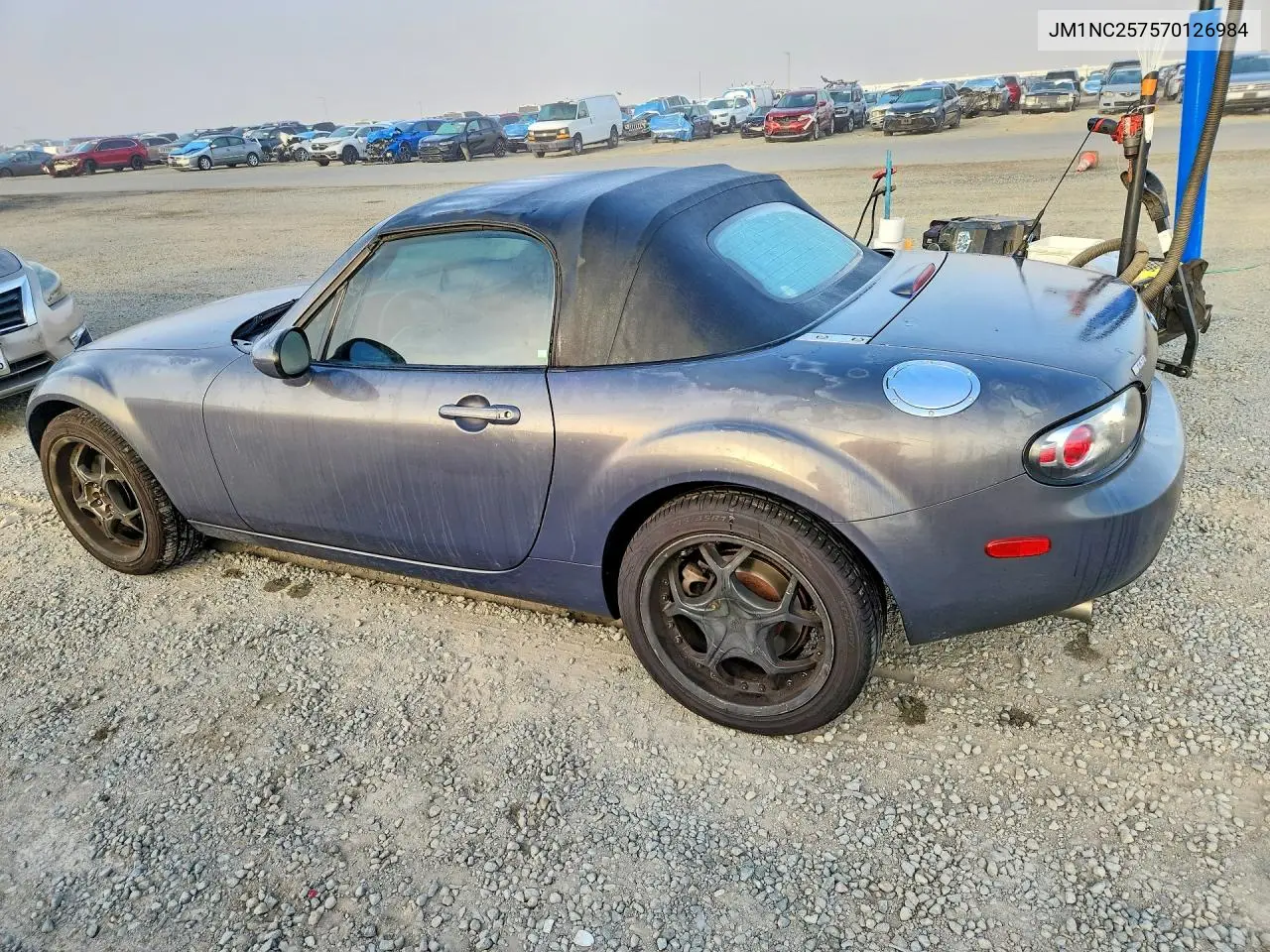 2007 MAZDA MX-5 VIN JM1NC25F570126984 — фото 2