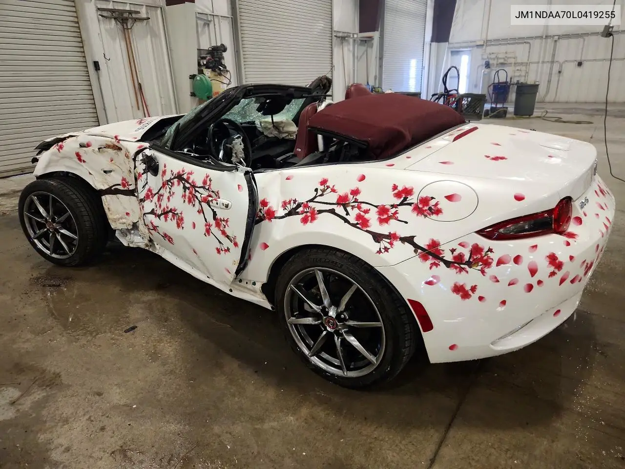 2020 MAZDA MX-5 VIN JM1NDAA70L0419255 — фото 2