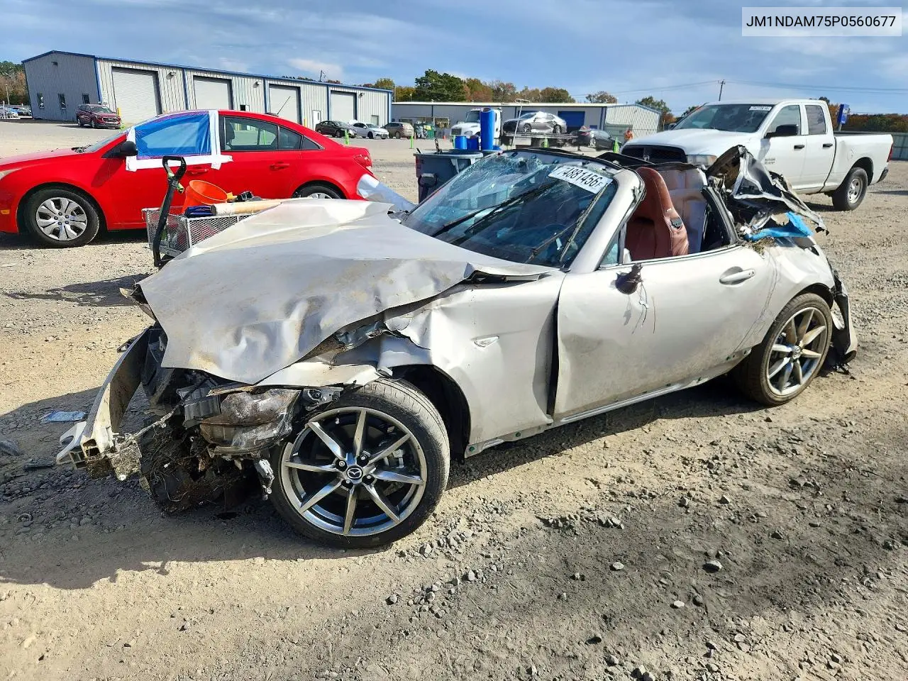 MAZDA MX-5 2023, VIN JM1NDAM75P0560677
