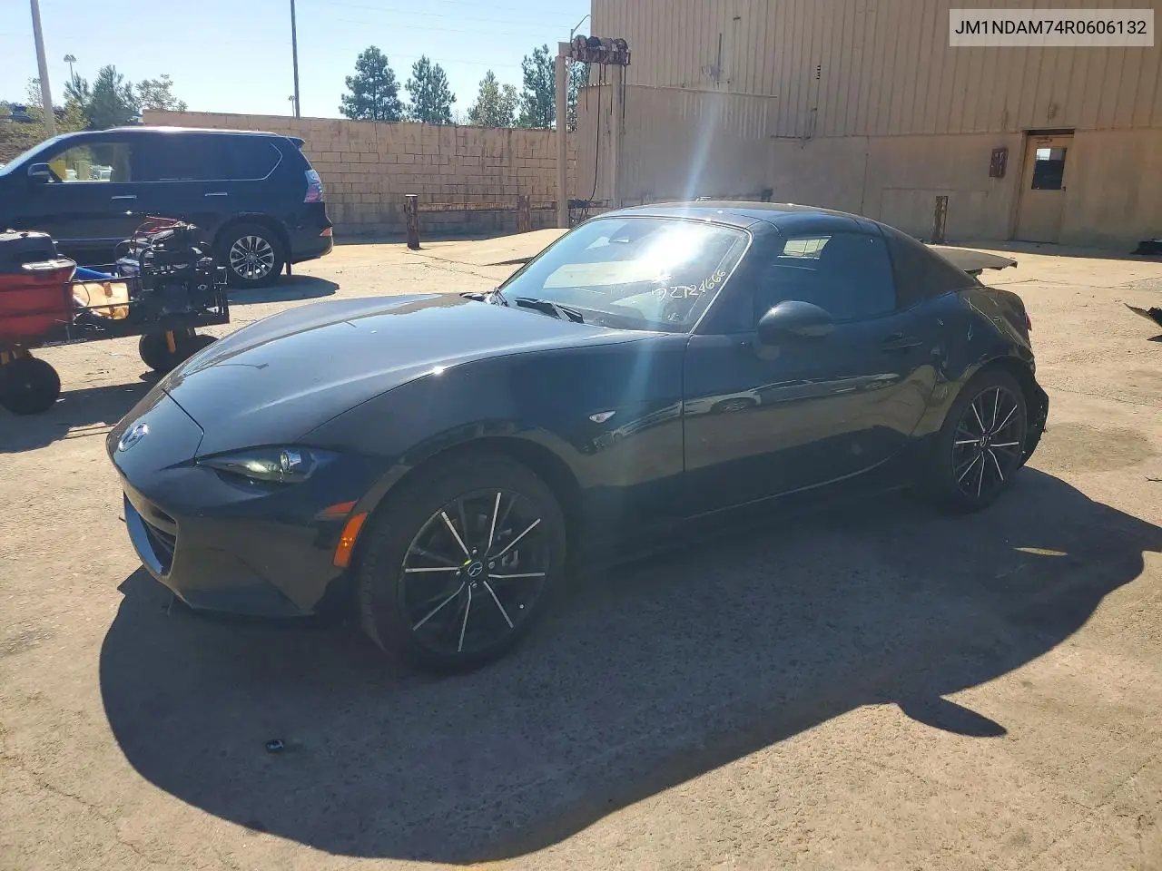 MAZDA MX-5 2024, VIN JM1NDAM74R0606132