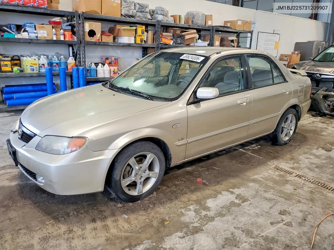 MAZDA PROTEGE 2003, VIN JM1BJ225731209907