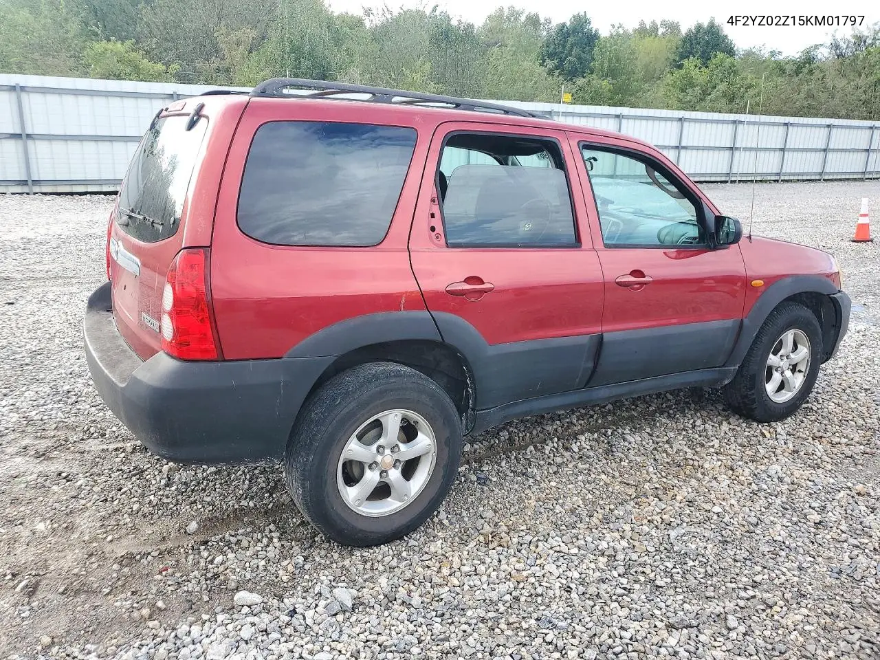 2005 MAZDA TRIBUTE VIN 4F2YZ02Z15KM01797 — фото 3