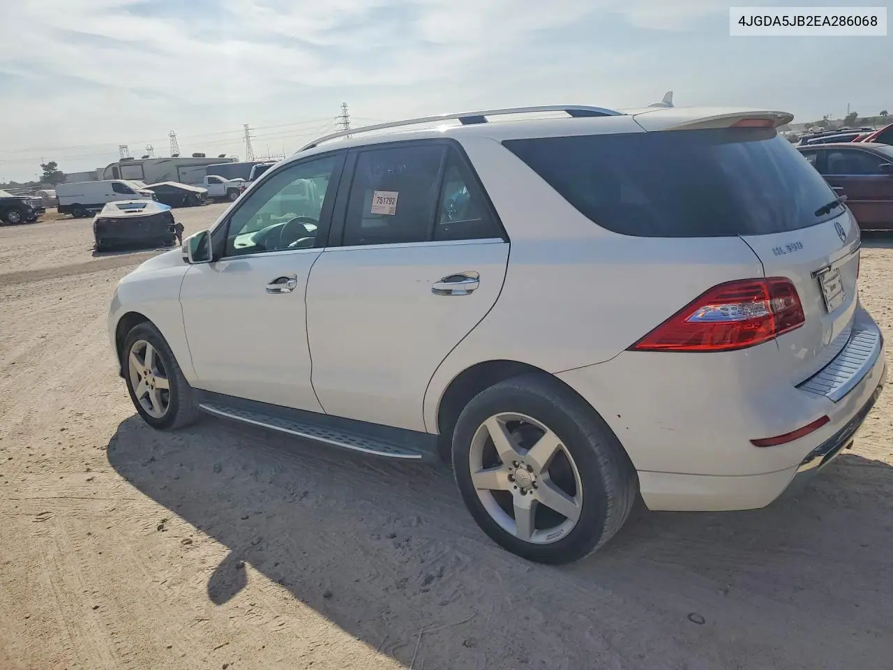 2014 MERCEDES M-KLASSE VIN 4JGDA5JB2EA286068 — фото 2