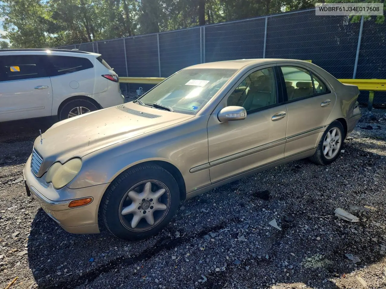 MERCEDES C-KLASSE 2004, VIN WDBRF61J34E017608