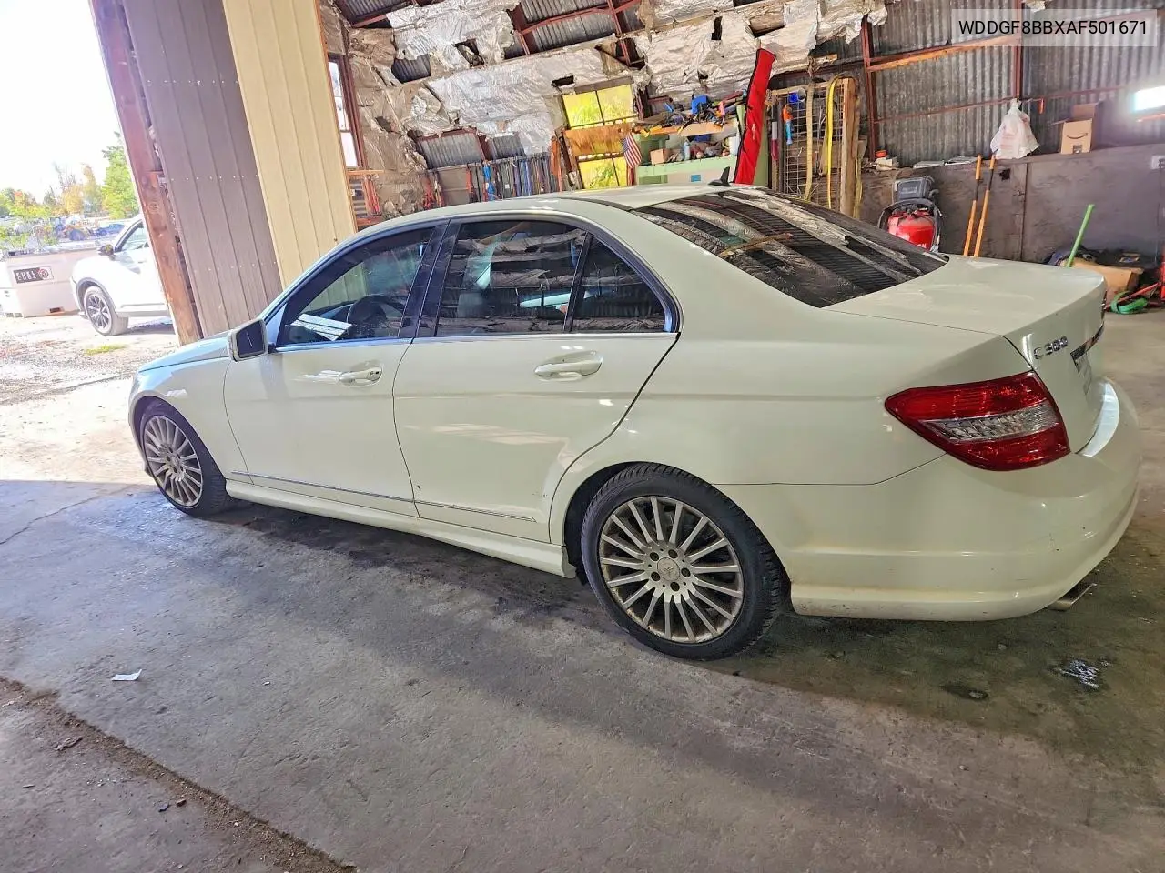 2010 MERCEDES C-KLASSE VIN WDDGF8BBXAF501671 — фото 2