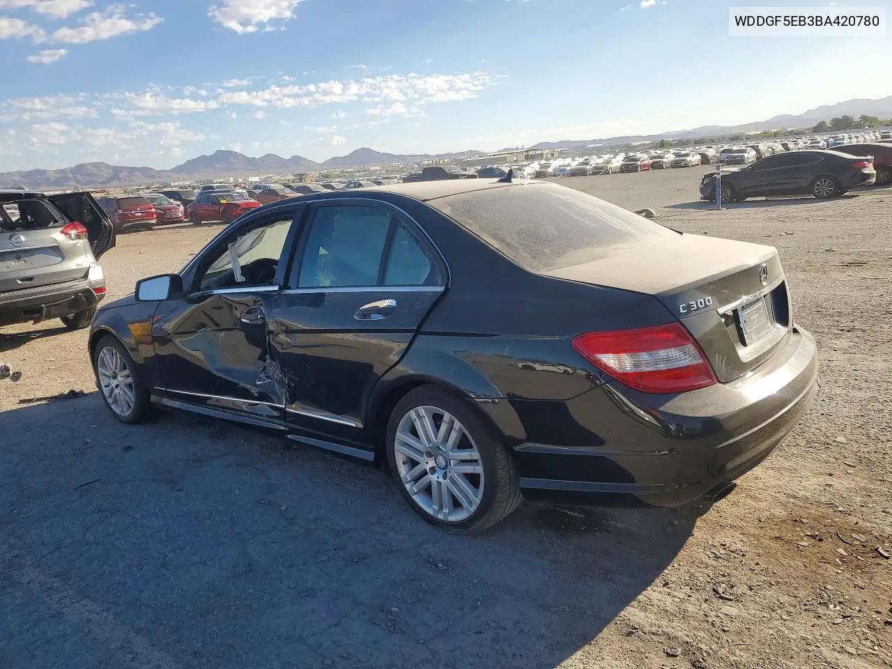 2011 MERCEDES C-KLASSE VIN WDDGF5EB3BA420780 — фото 2