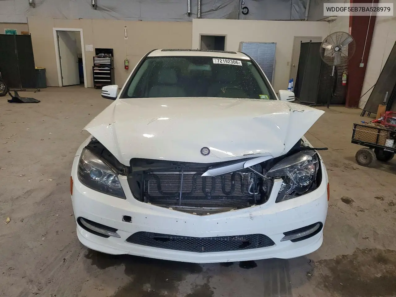 2011 MERCEDES C-KLASSE VIN WDDGF5EB7BA528979 — фото 5
