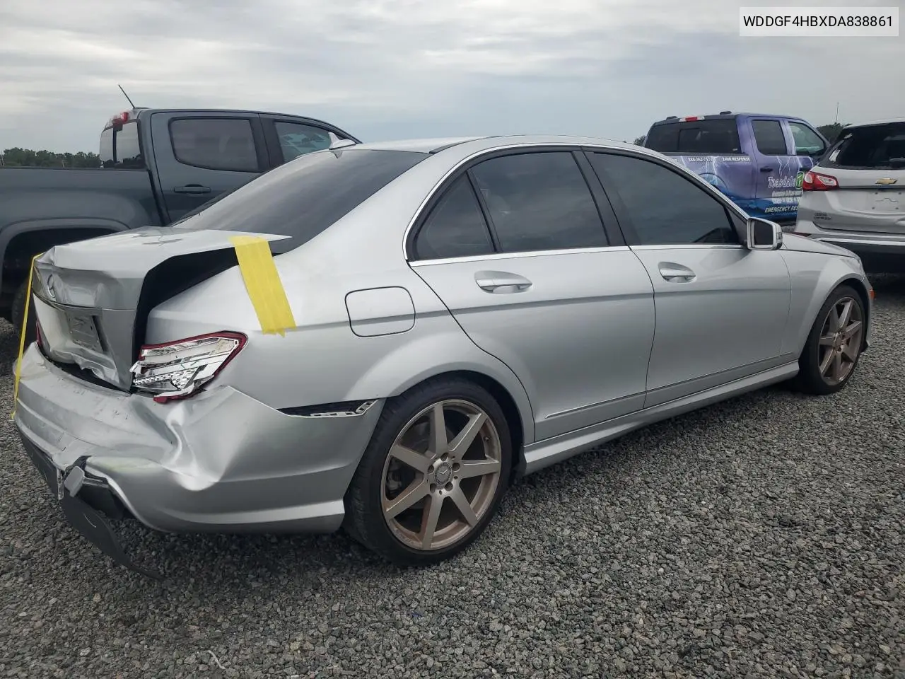 2013 MERCEDES C-KLASSE VIN WDDGF4HBXDA838861 — фото 3