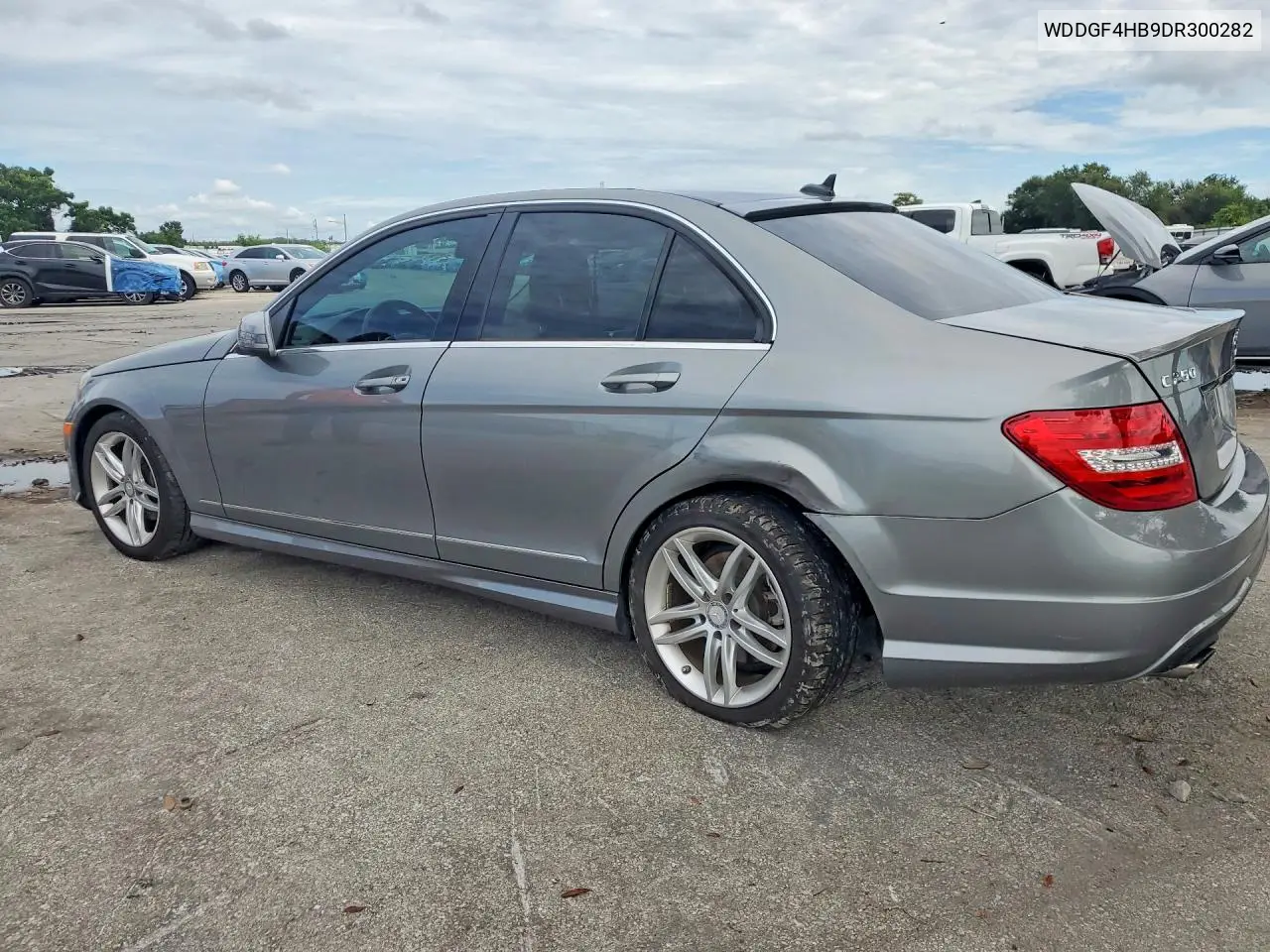 2013 MERCEDES C-KLASSE VIN WDDGF4HB9DR300282 — фото 2