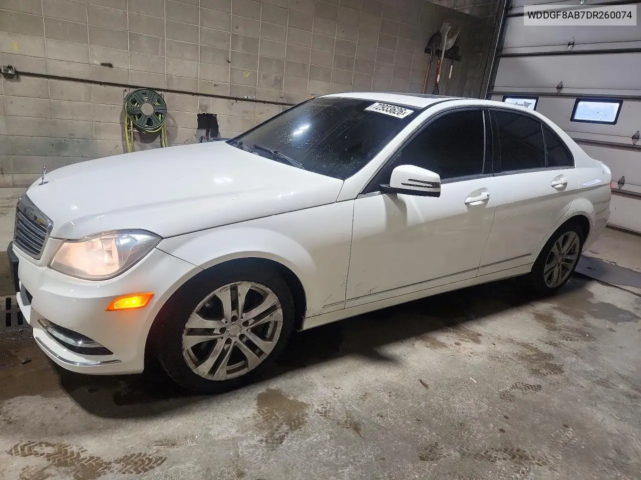 MERCEDES C-KLASSE 2013, VIN WDDGF8AB7DR260074
