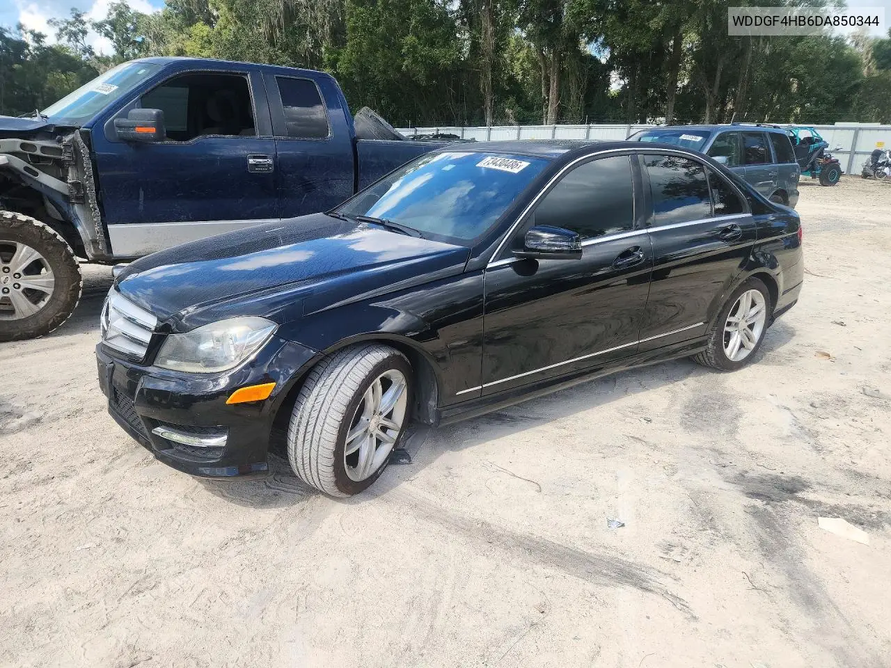 MERCEDES C-KLASSE 2013, VIN WDDGF4HB6DA850344
