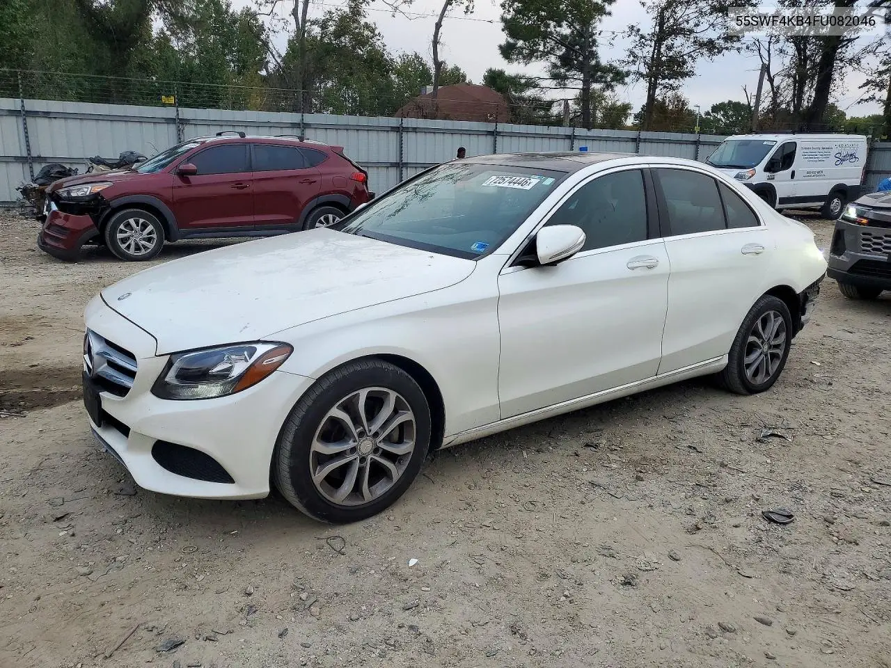 MERCEDES C-KLASSE 2015, VIN 55SWF4KB4FU082046