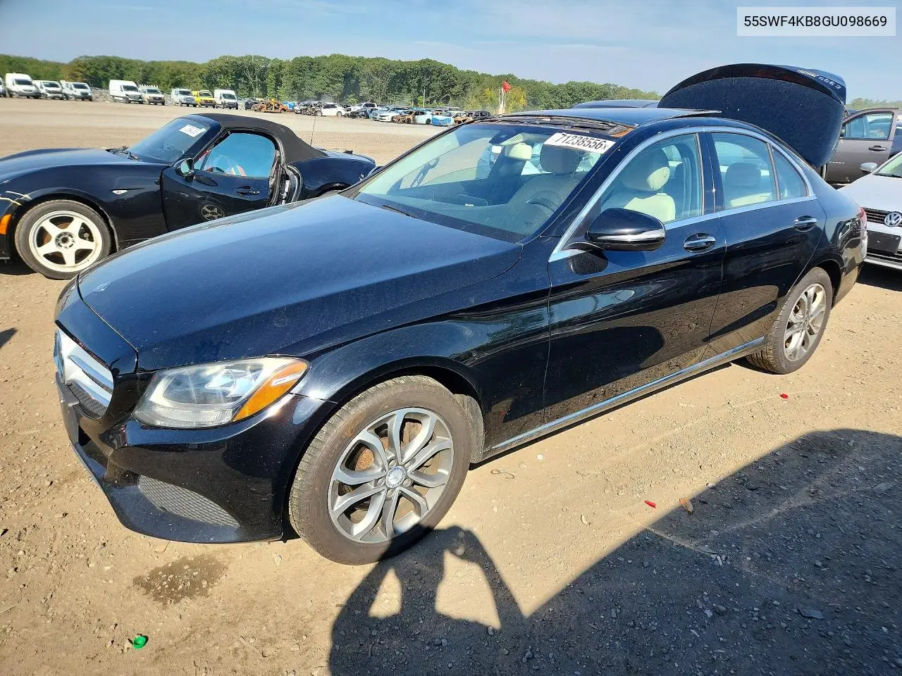 MERCEDES C-KLASSE 2016, VIN 55SWF4KB8GU098669