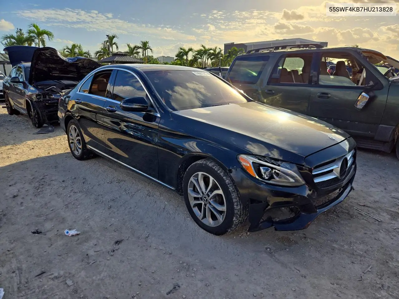 2017 MERCEDES C-KLASSE VIN 55SWF4KB7HU213828 — фото 4