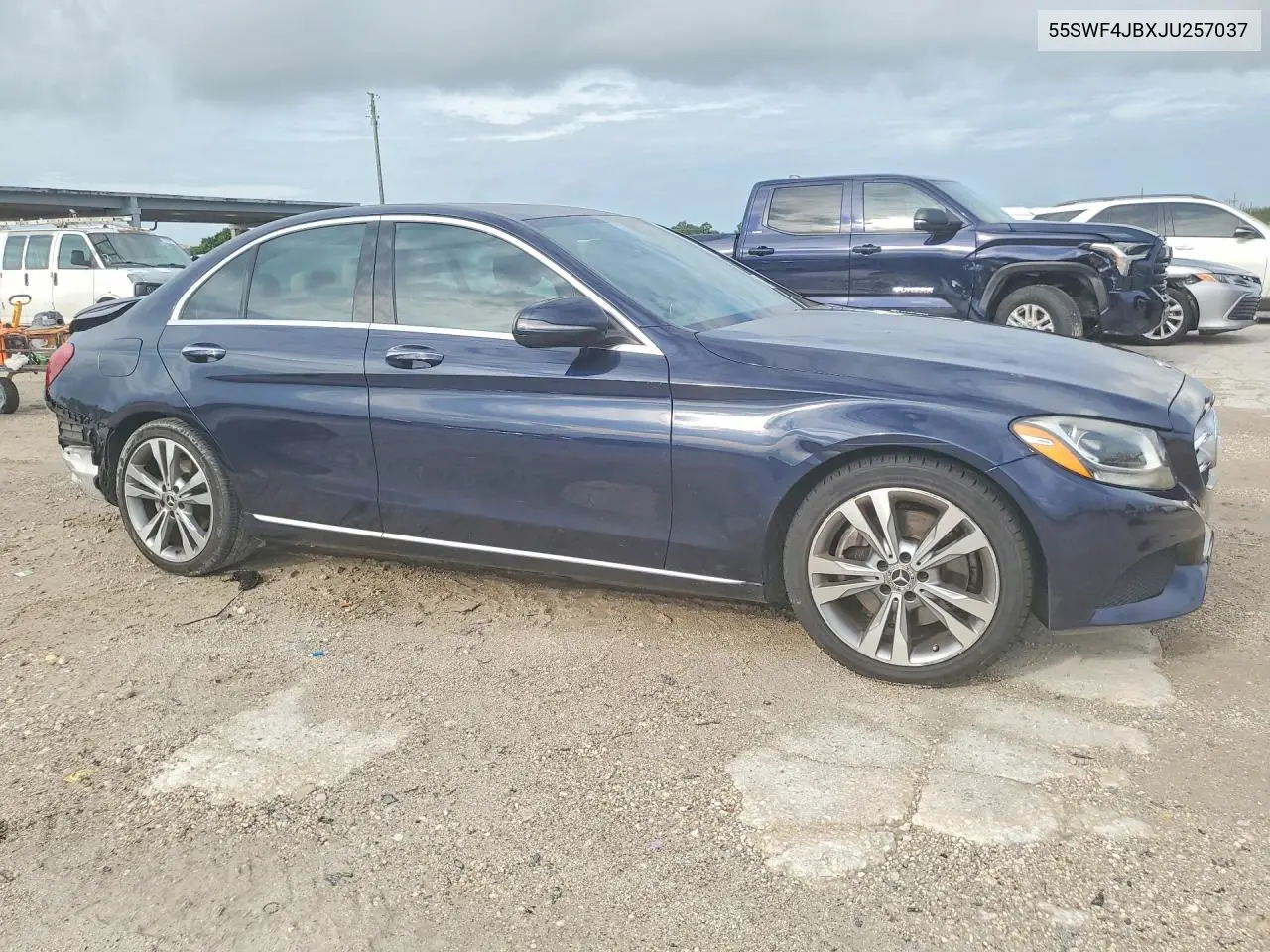 2018 MERCEDES C-KLASSE VIN 55SWF4JBXJU257037 — фото 4