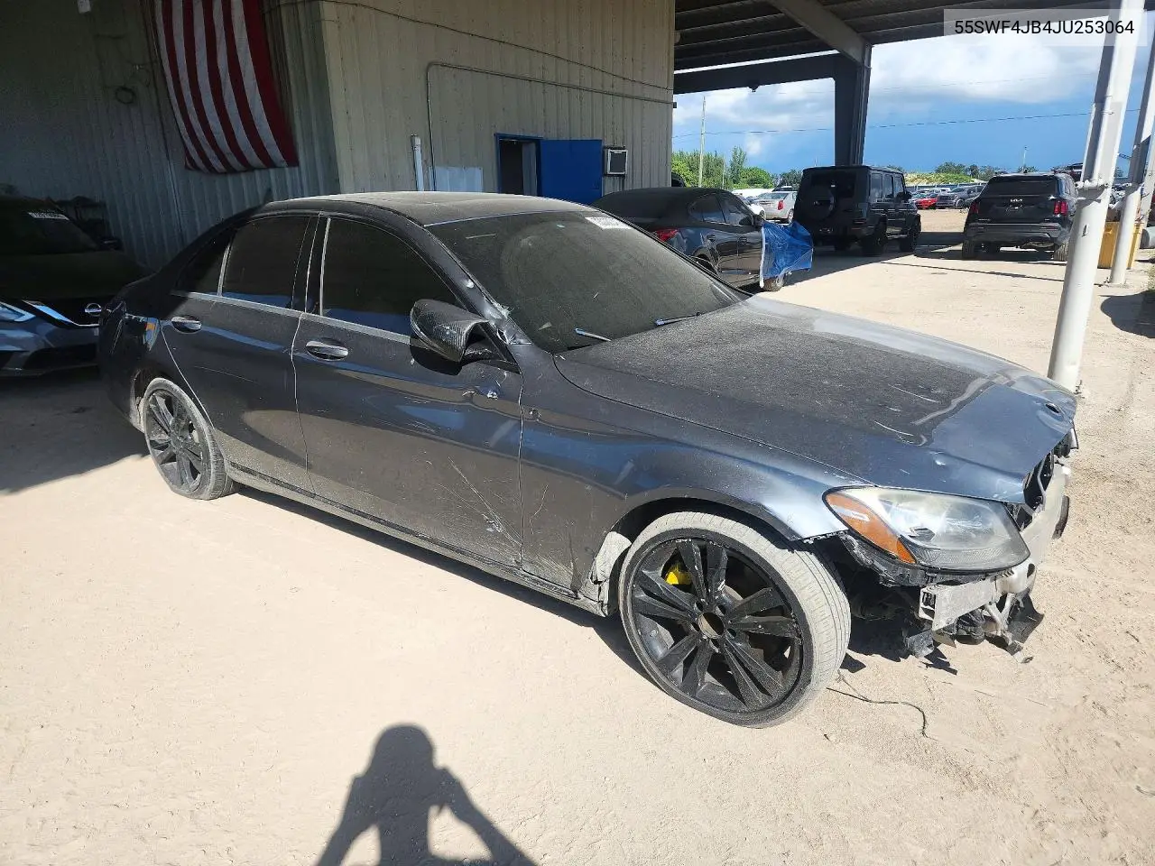 2018 MERCEDES C-KLASSE VIN 55SWF4JB4JU253064 — фото 4