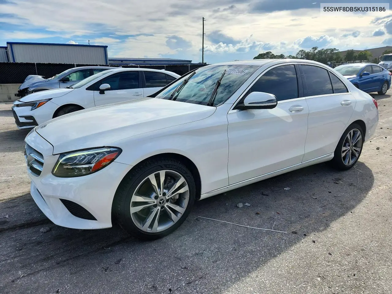 MERCEDES C-KLASSE 2019, VIN 55SWF8DB5KU315186
