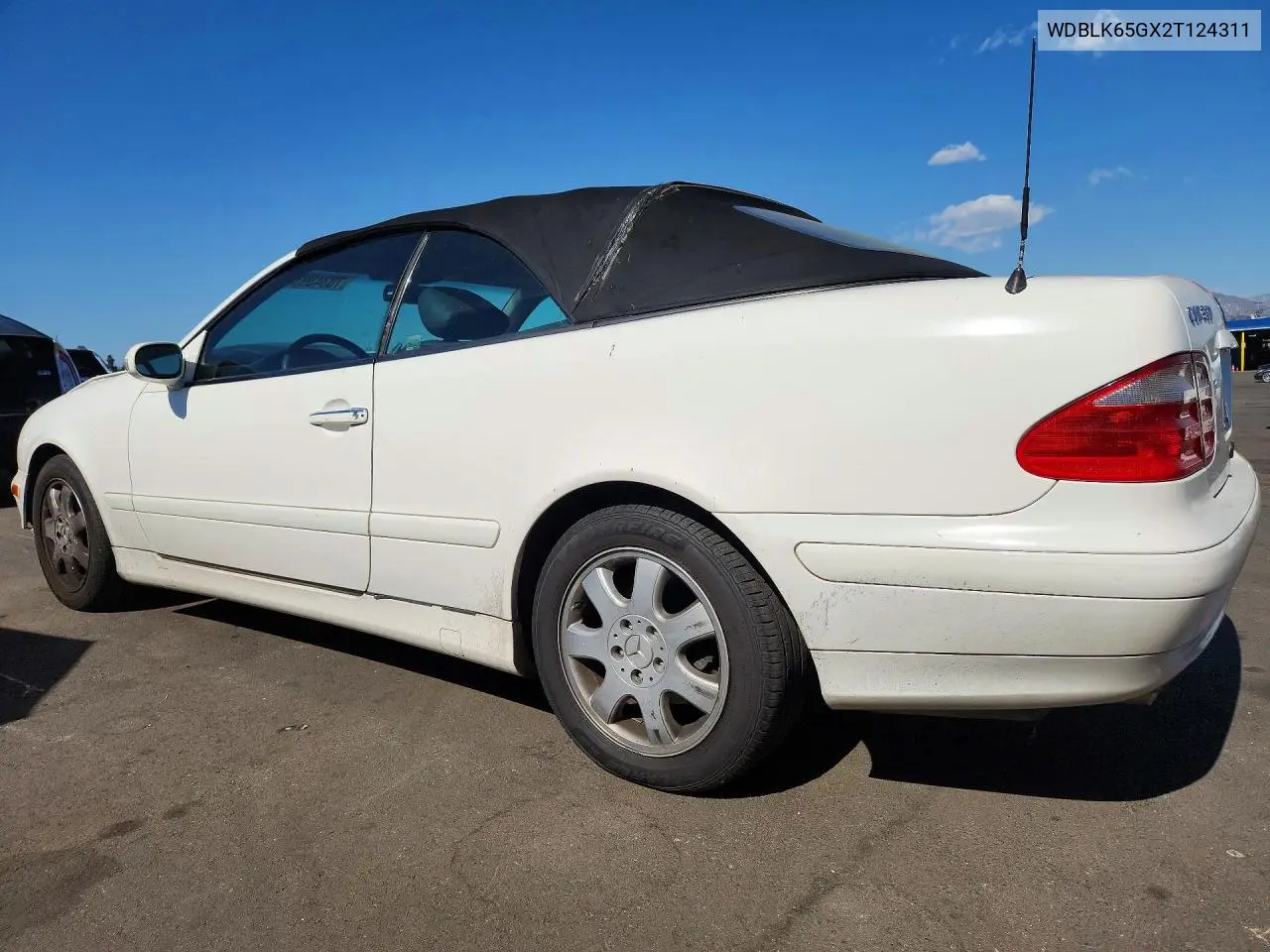 2002 MERCEDES CLK-KLASSE VIN WDBLK65GX2T124311 — фото 2