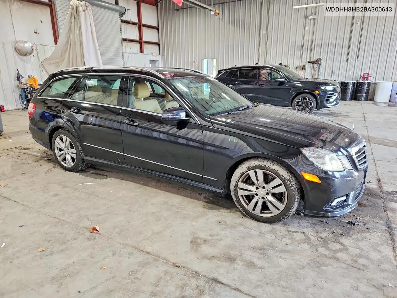 2011 MERCEDES E-KLASSE VIN WDDHH8HB2BA300643 — фото 4