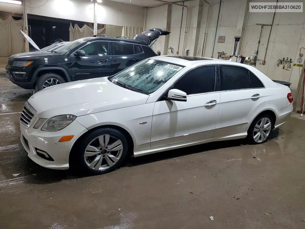 MERCEDES E-KLASSE 2011, VIN WDDHF2EB8BA310620