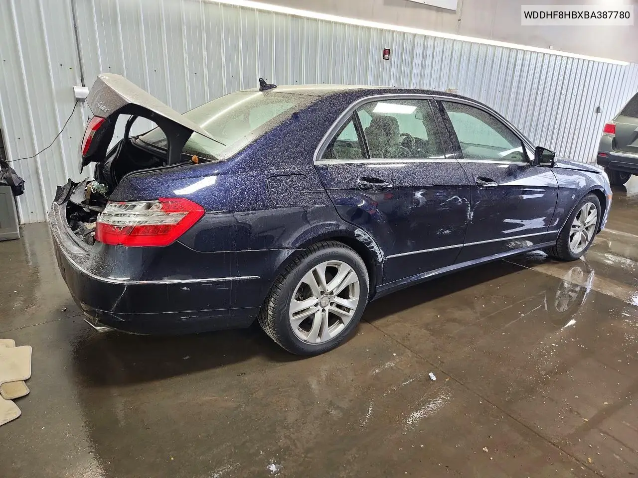 2011 MERCEDES E-KLASSE VIN WDDHF8HBXBA387780 — фото 3