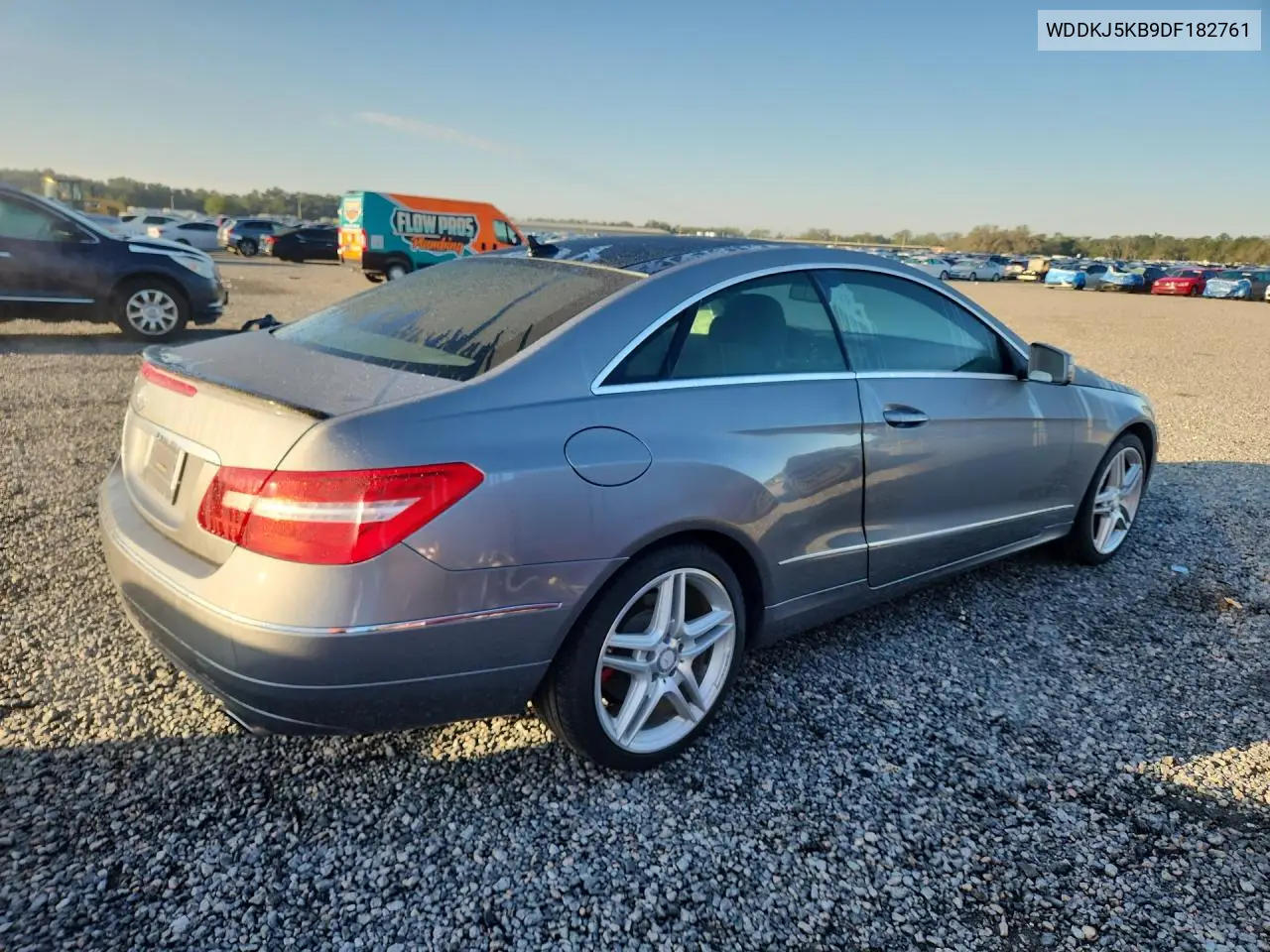 2013 MERCEDES E-KLASSE VIN WDDKJ5KB9DF182761 — фото 3