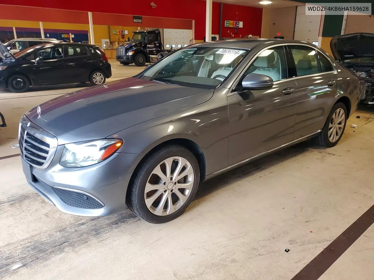 MERCEDES E-KLASSE 2017, VIN WDDZF4KB6HA159628