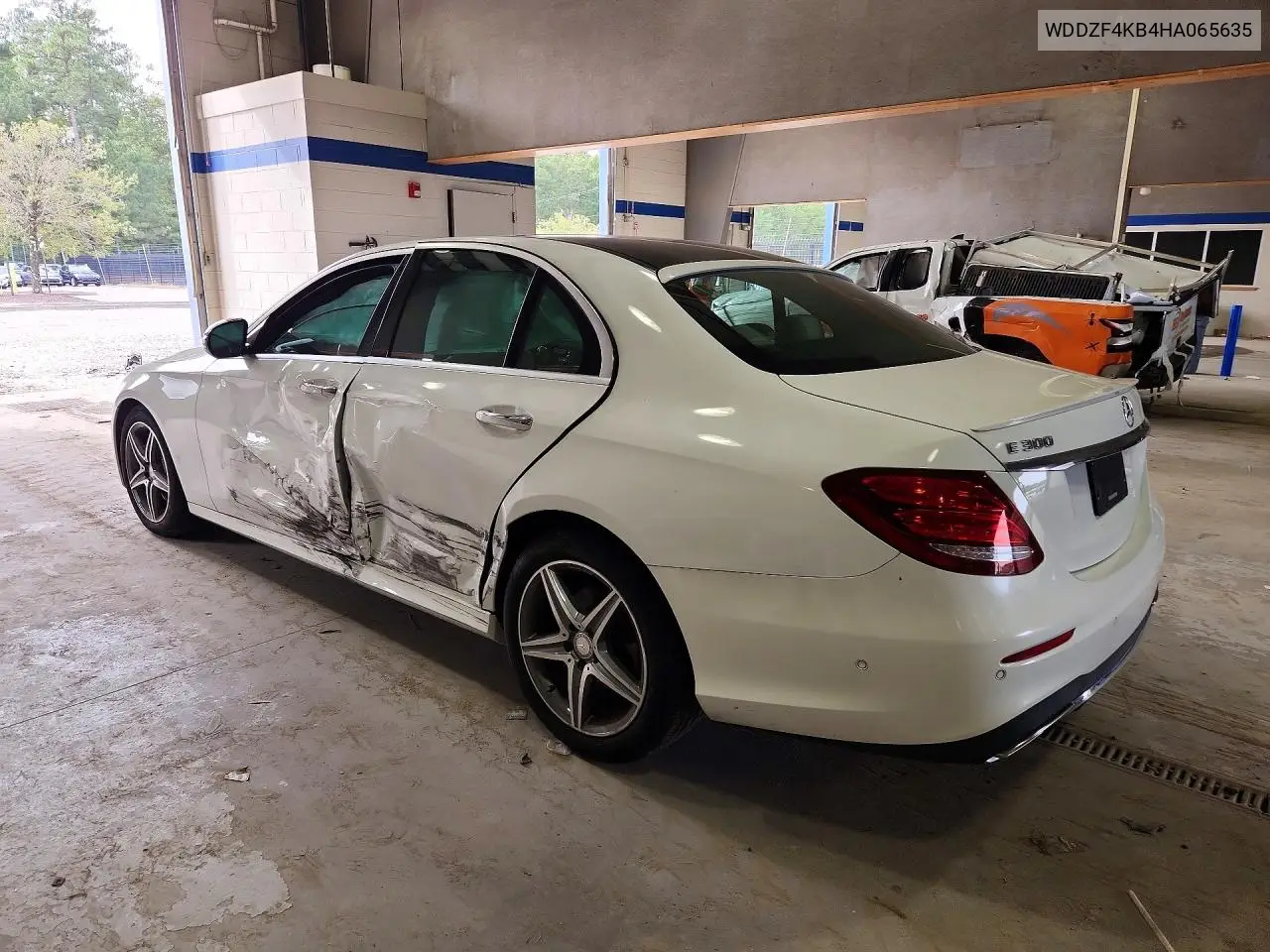 2017 MERCEDES E-KLASSE VIN WDDZF4KB4HA065635 — фото 2