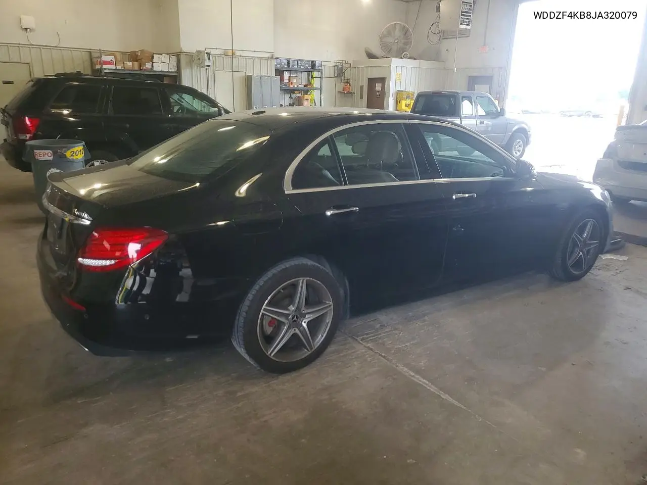 2018 MERCEDES E-KLASSE VIN WDDZF4KB8JA320079 — фото 3