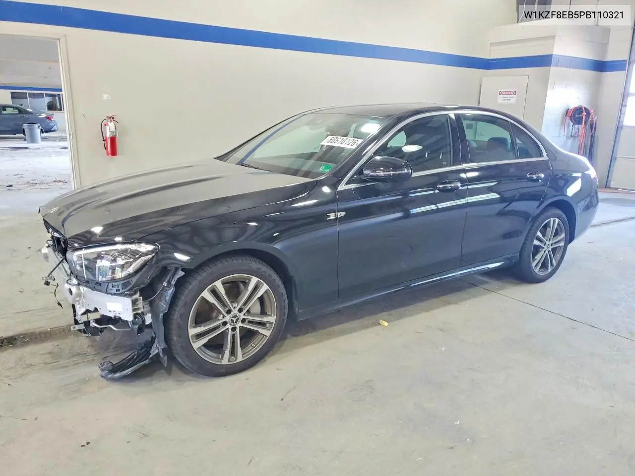 MERCEDES E-KLASSE 2023, VIN W1KZF8EB5PB110321