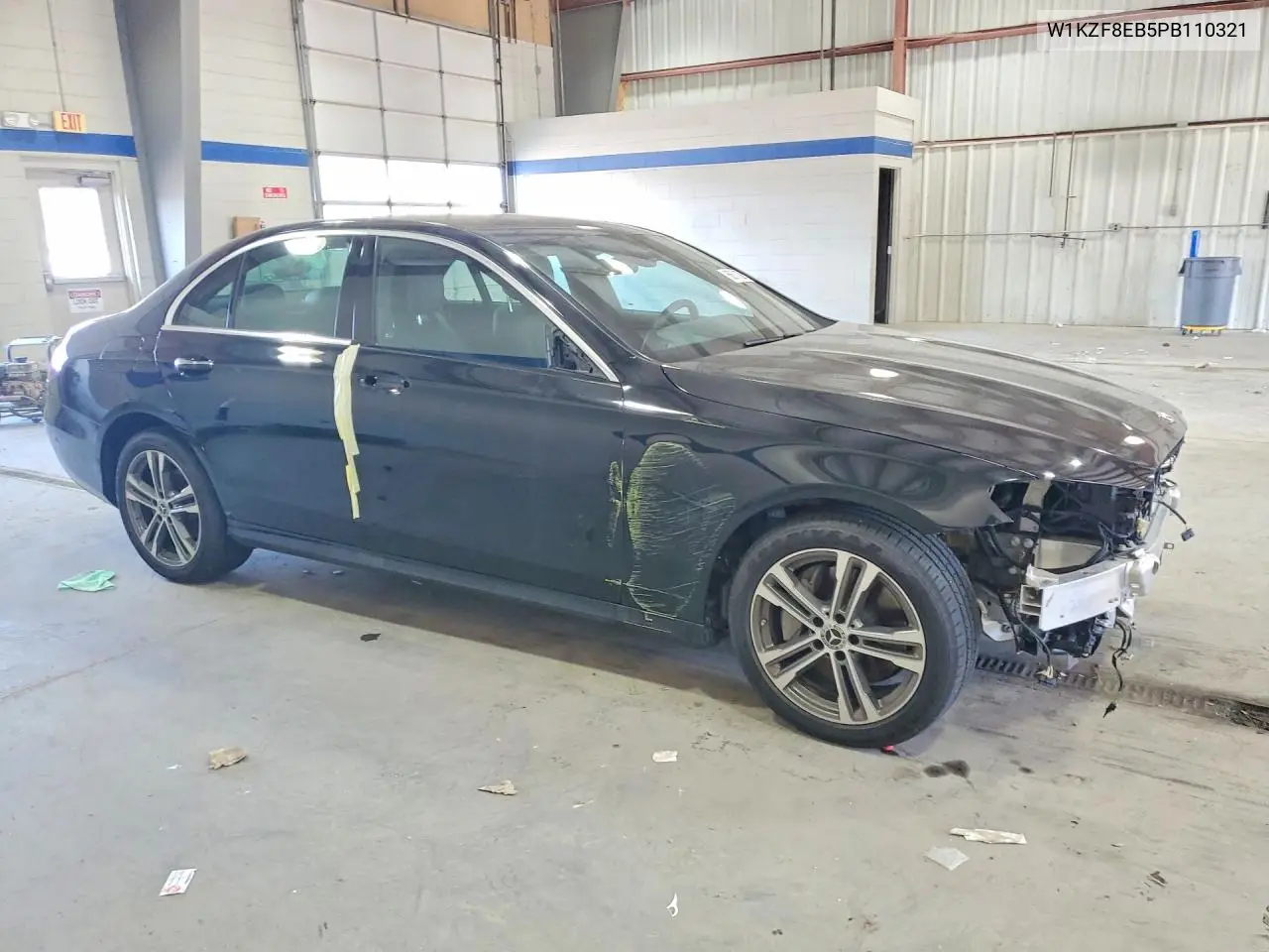 2023 MERCEDES E-KLASSE VIN W1KZF8EB5PB110321 — фото 4