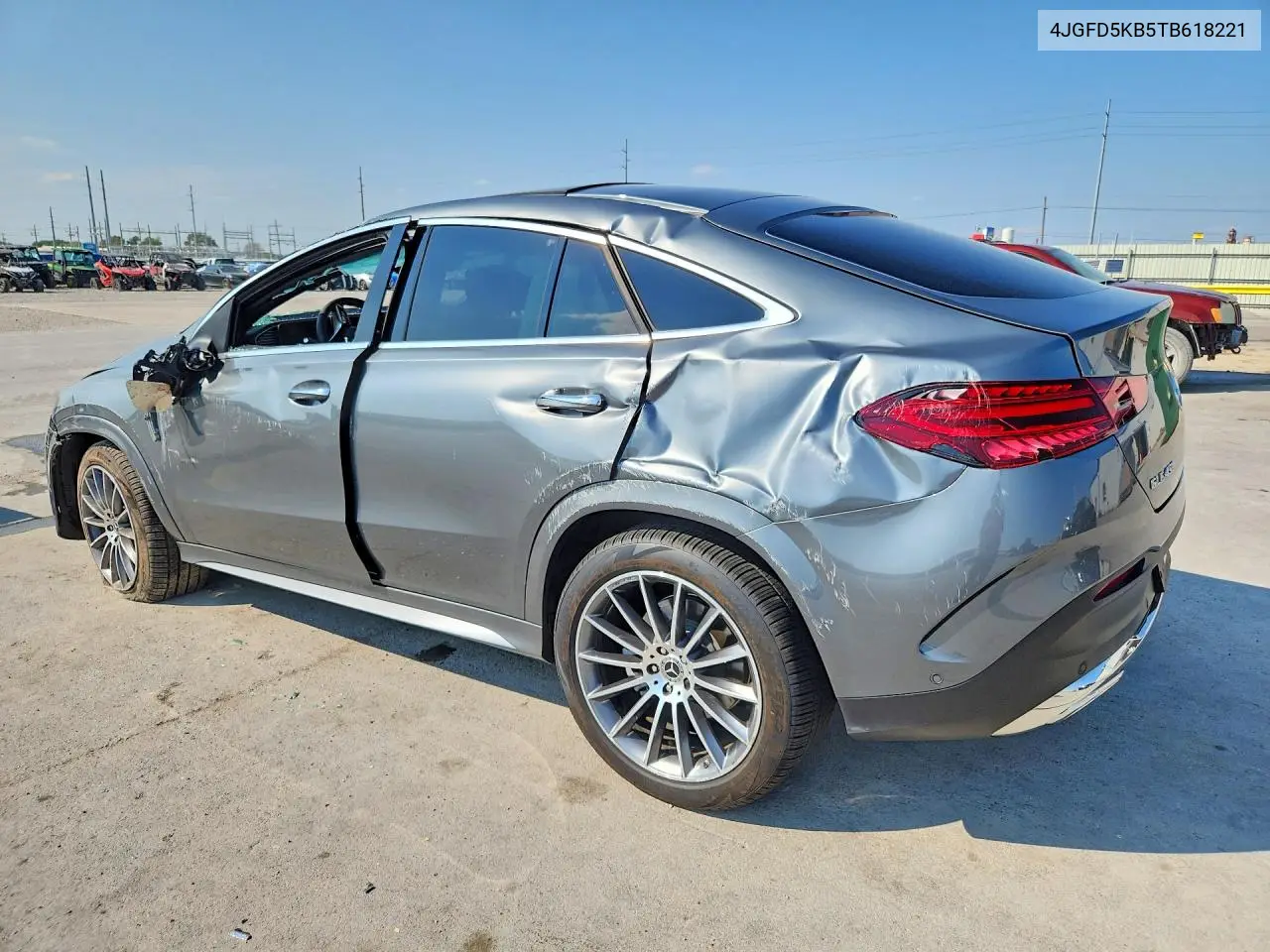 2026 MERCEDES GLE COUPE VIN 4JGFD5KB5TB618221 — фото 2