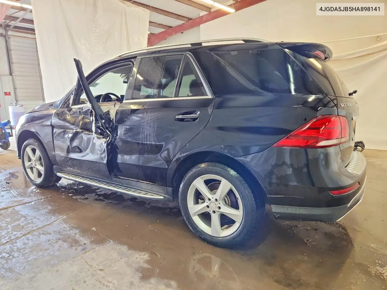 2017 MERCEDES GLE VIN 4JGDA5JB5HA898141 — фото 2