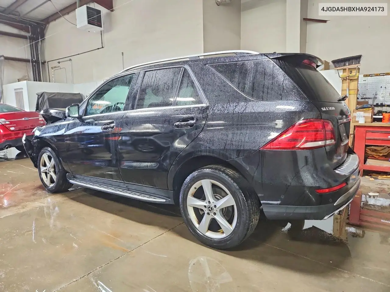 2017 MERCEDES GLE VIN 4JGDA5HBXHA924173 — фото 2
