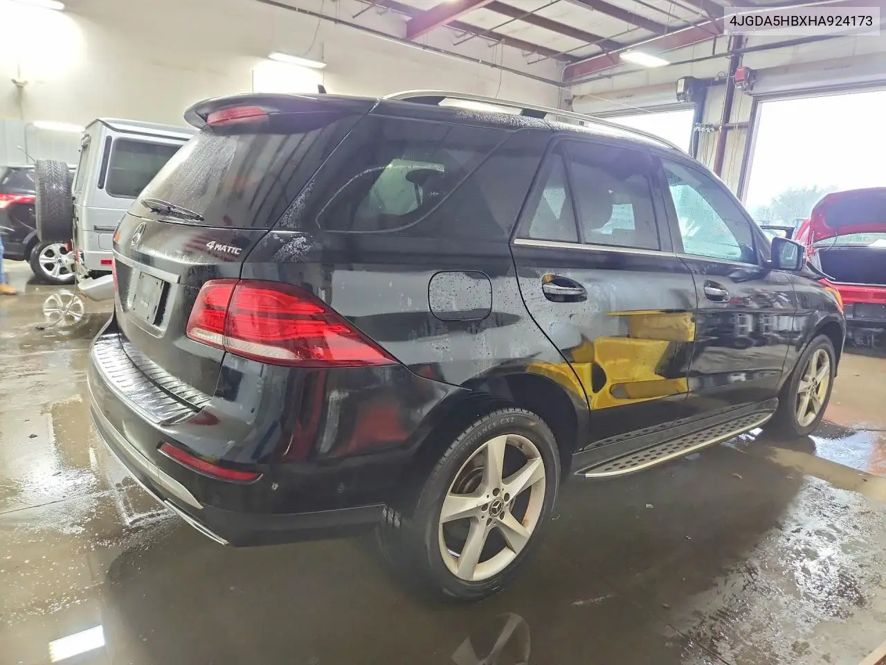 2017 MERCEDES GLE VIN 4JGDA5HBXHA924173 — фото 3