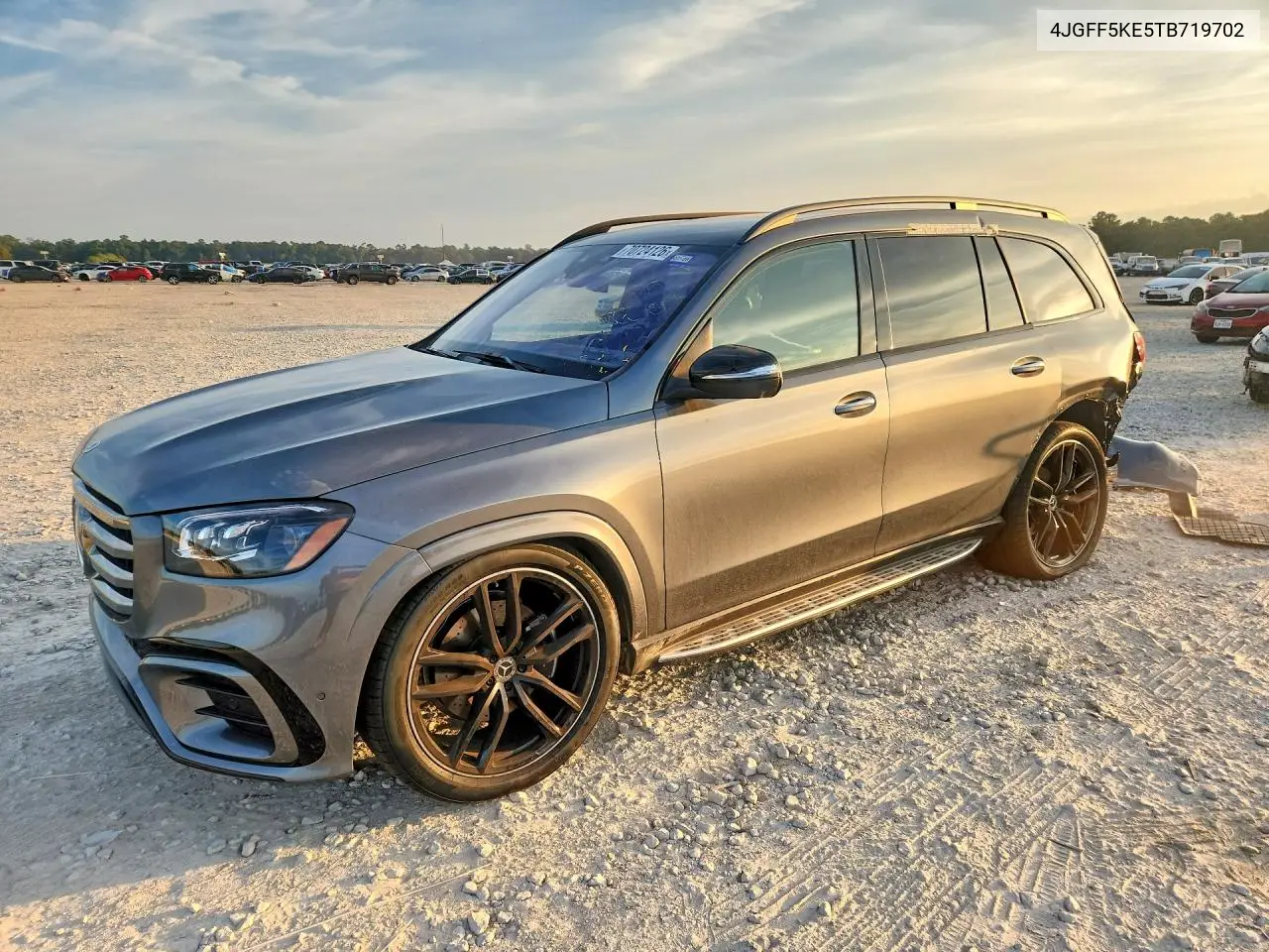 MERCEDES GLS-KLASSE 2026, VIN 4JGFF5KE5TB719702