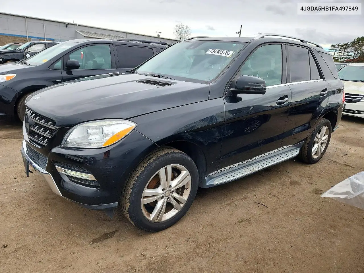 MERCEDES M-KLASSE 2015, VIN 4JGDA5HB1FA497849