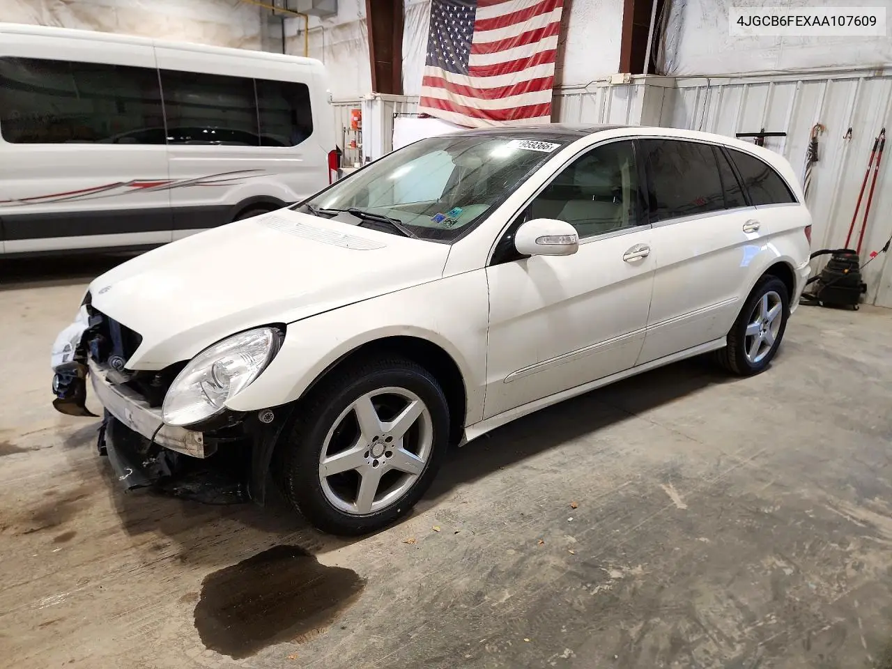 MERCEDES R-KLASSE 2010, VIN 4JGCB6FEXAA107609