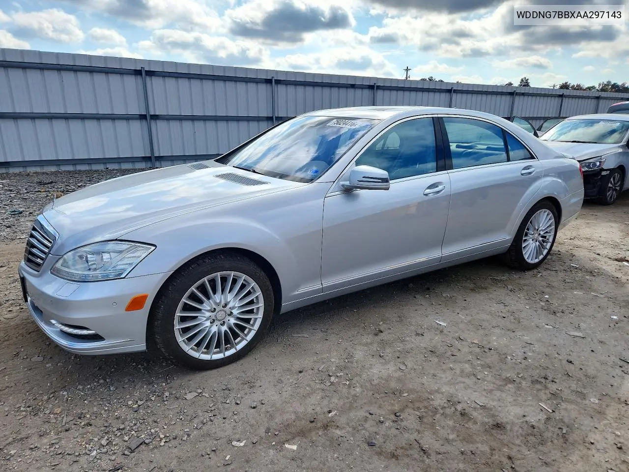 MERCEDES S-KLASSE 2010, VIN WDDNG7BBXAA297143