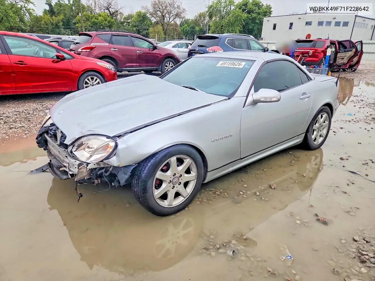 MERCEDES SLK-KLASSE 2001, VIN WDBKK49F71F228642