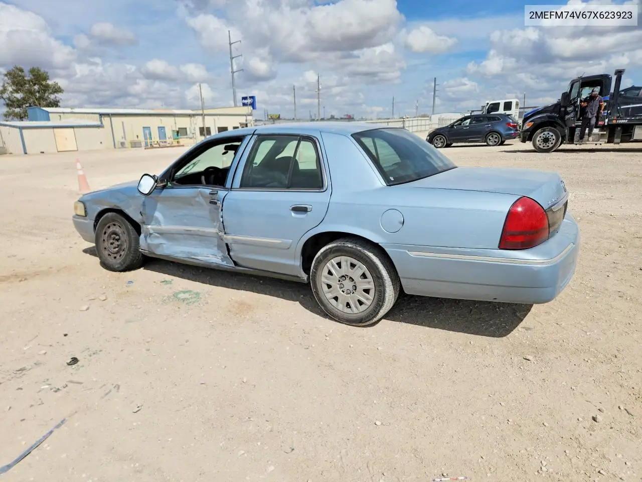 2007 MERCURY GRAND MARQUIS VIN 2MEFM74V67X623923 — фото 2