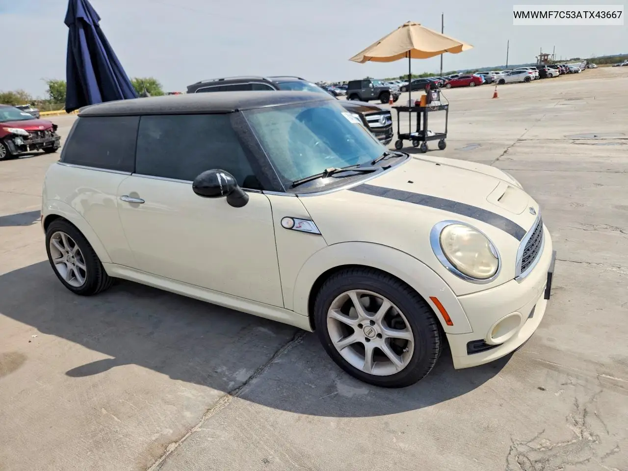 2010 MINI COOPER VIN WMWMF7C53ATX43667 — фото 4