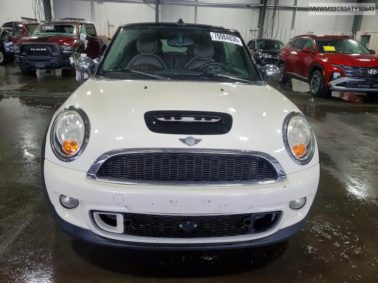 2010 MINI COOPER VIN WMWMS3C53ATY50643 — фото 5